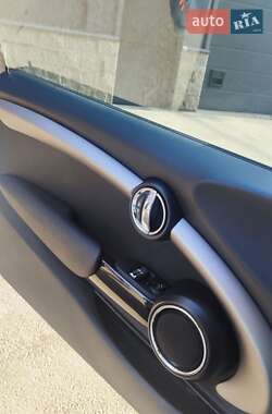 Хэтчбек MINI Hatch 2016 в Киеве