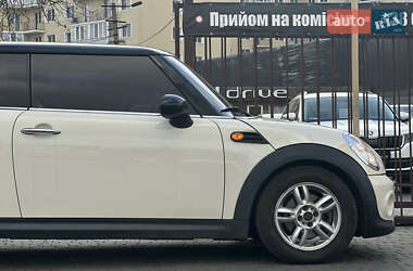 Хэтчбек MINI Hatch 2011 в Одессе