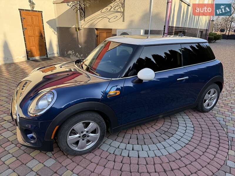Хетчбек MINI Hatch 2014 в Хусті