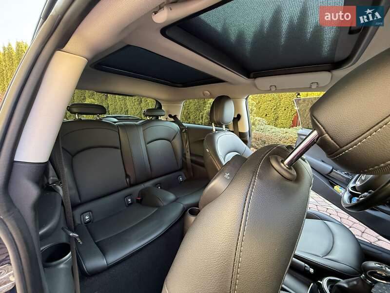 Хетчбек MINI Hatch 2014 в Хусті