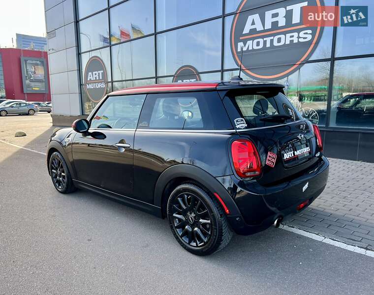 Хетчбек MINI Hatch 2017 в Києві