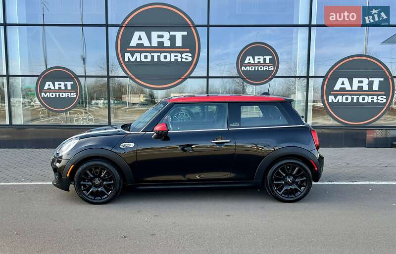 Хетчбек MINI Hatch 2017 в Києві