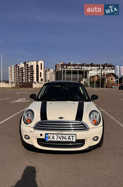Хэтчбек MINI Hatch 2011 в 