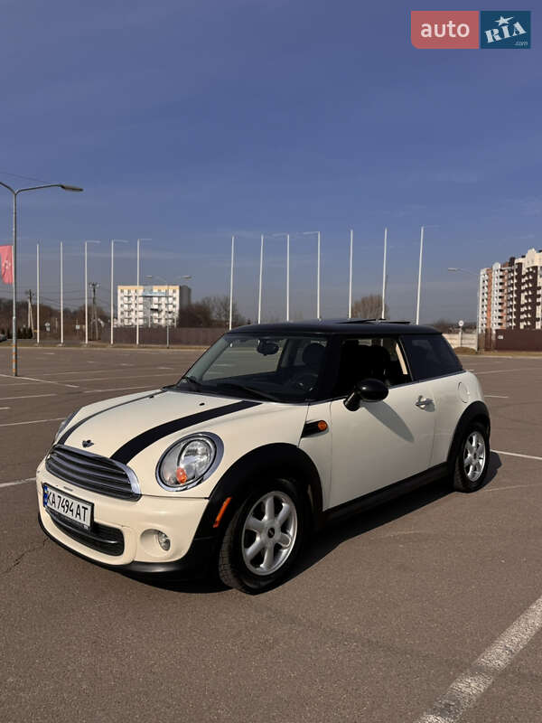 Хетчбек MINI Hatch 2011 в Києві