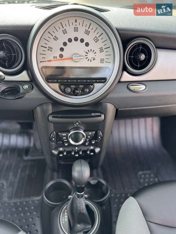 Хетчбек MINI Hatch 2011 в Києві