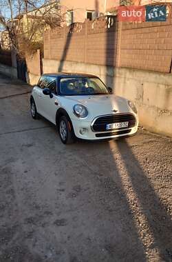 Хэтчбек MINI Hatch 2015 в 