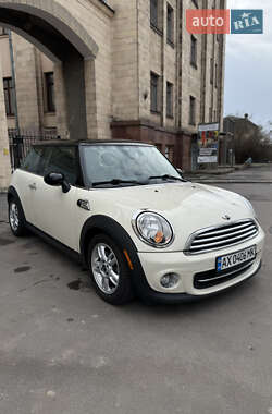 Хэтчбек MINI Hatch 2011 в 