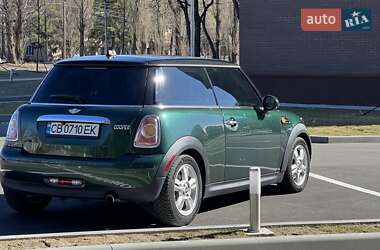 Хэтчбек MINI Hatch 2012 в 