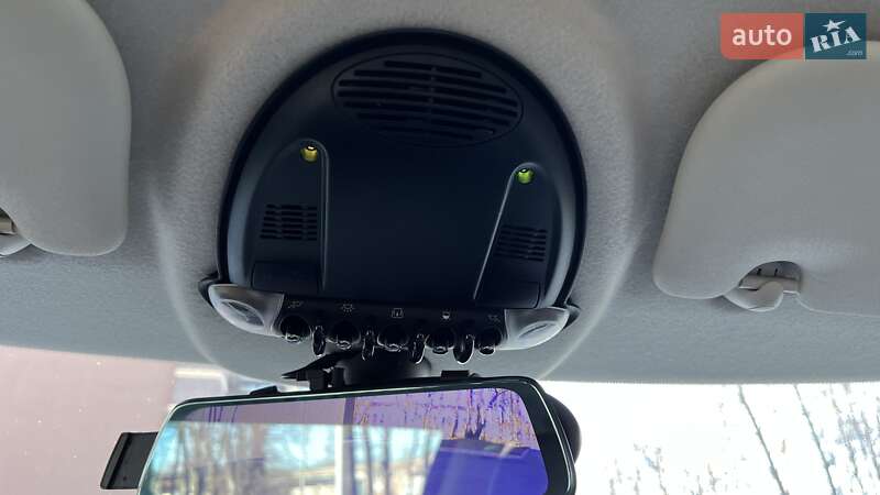 Хэтчбек MINI Hatch 2012 в Чернигове