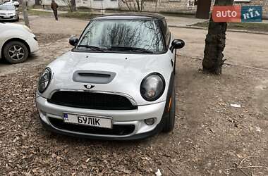 Хэтчбек MINI Hatch 2010 в Днепре Хэтчбек MINI Hatch 2010 в Днепре