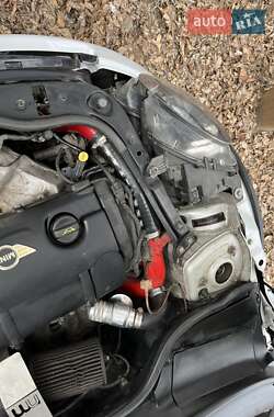 Хетчбек MINI Hatch 2010 в 