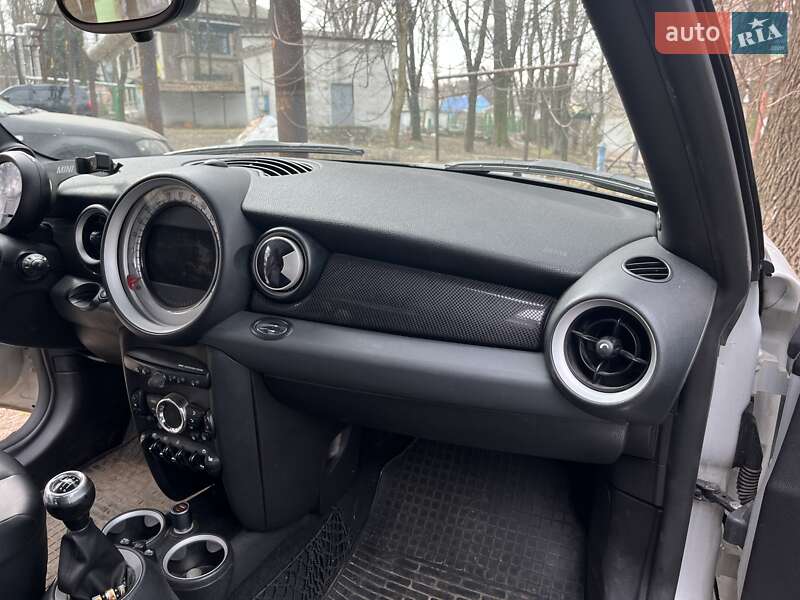 Хетчбек MINI Hatch 2010 в Дніпрі