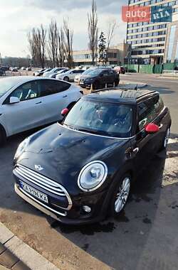 Хэтчбек MINI Hatch 2016 в Киеве