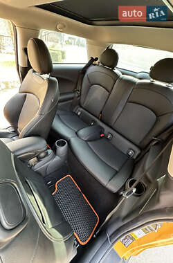 Хэтчбек MINI Hatch 2015 в Киеве