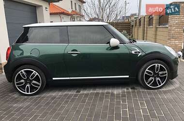 Хэтчбек MINI Hatch 2015 в 