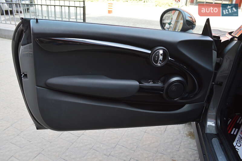 Хетчбек MINI Hatch 2014 в Львові