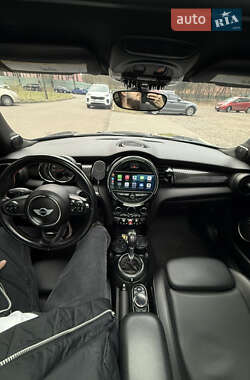Хэтчбек MINI Hatch 2014 в Киеве
