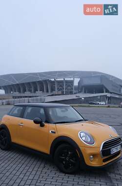 Хэтчбек MINI Hatch 2014 в Львове