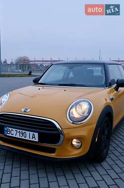 Хэтчбек MINI Hatch 2014 в Львове