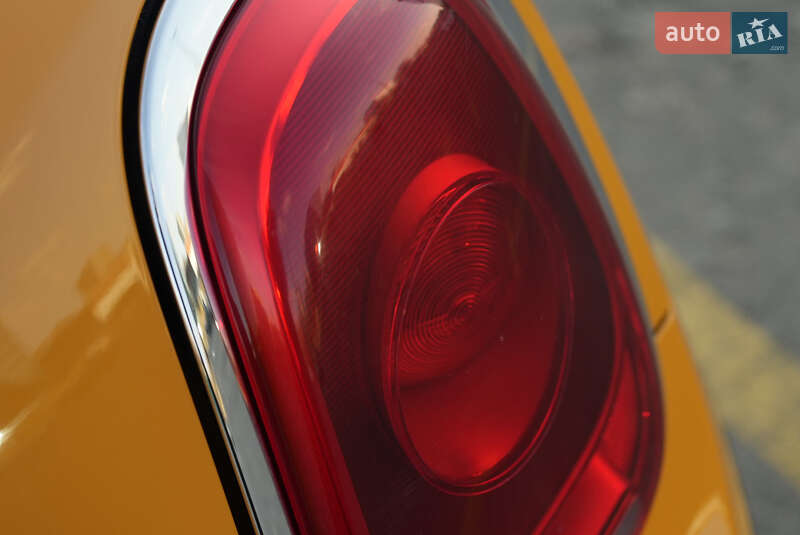 Хетчбек MINI Hatch 2014 в Києві