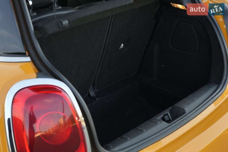 Хетчбек MINI Hatch 2014 в Києві