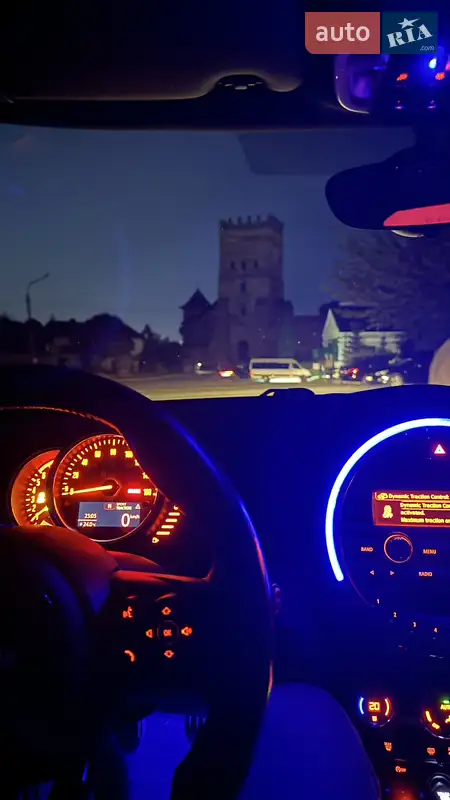 Хэтчбек MINI Hatch 2015 в 