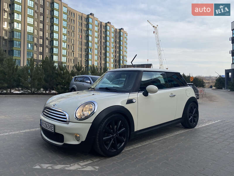 Хетчбек MINI Hatch 2008 в Києві