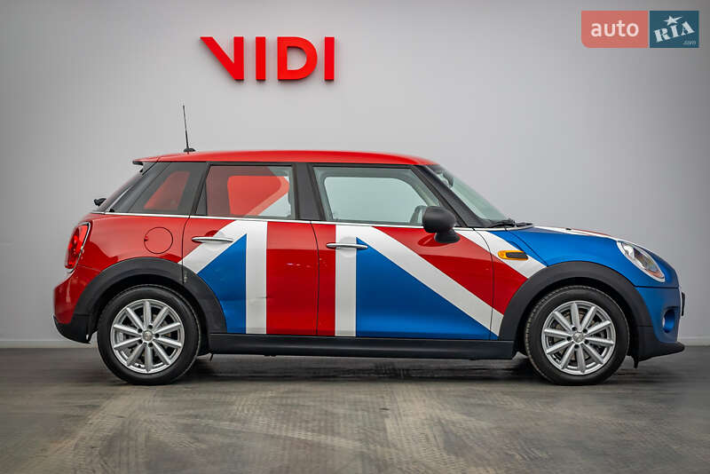 Хетчбек MINI Hatch 2016 в Києві