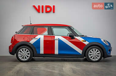 Хетчбек MINI Hatch 2016 в 