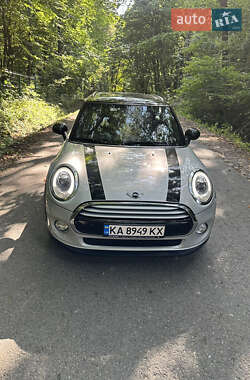 Хетчбек MINI Hatch 2014 в 