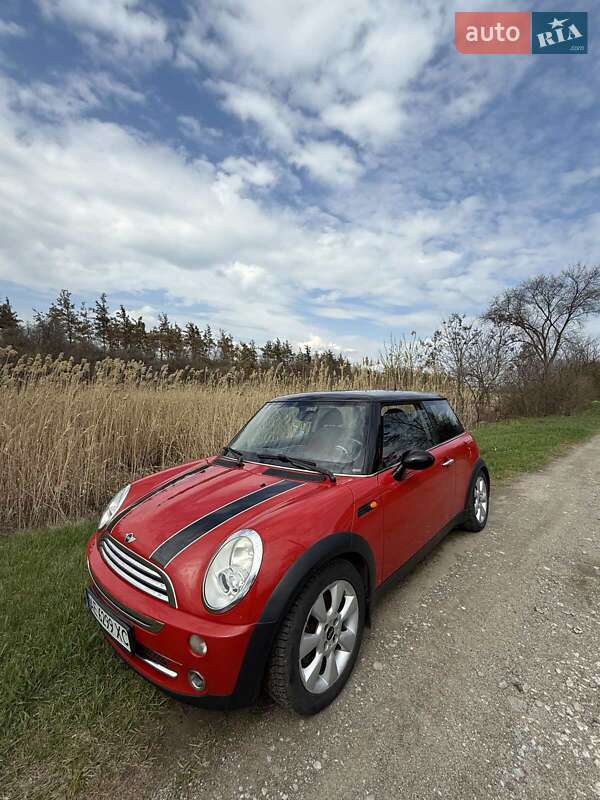 Хэтчбек MINI Hatch 2006 в Днепре