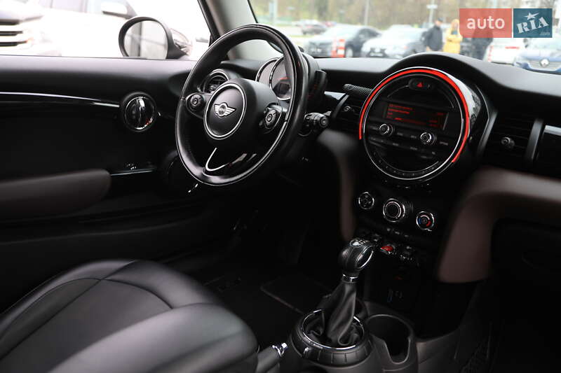 Хэтчбек MINI Hatch 2014 в Харькове