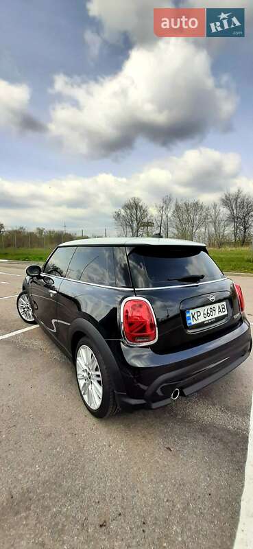 Хетчбек MINI Hatch 2022 в Запоріжжі