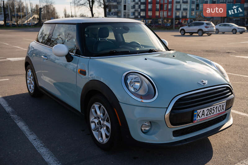 Хетчбек MINI Hatch 2014 в Києві