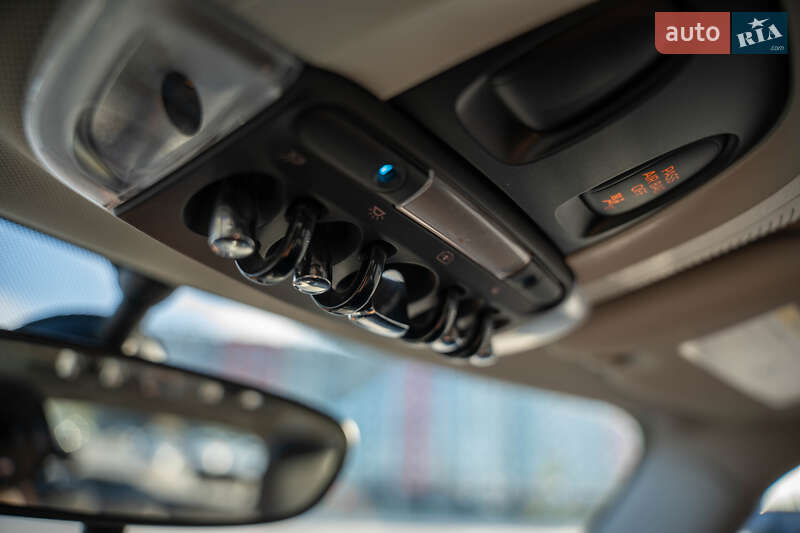 Хетчбек MINI Hatch 2014 в Києві