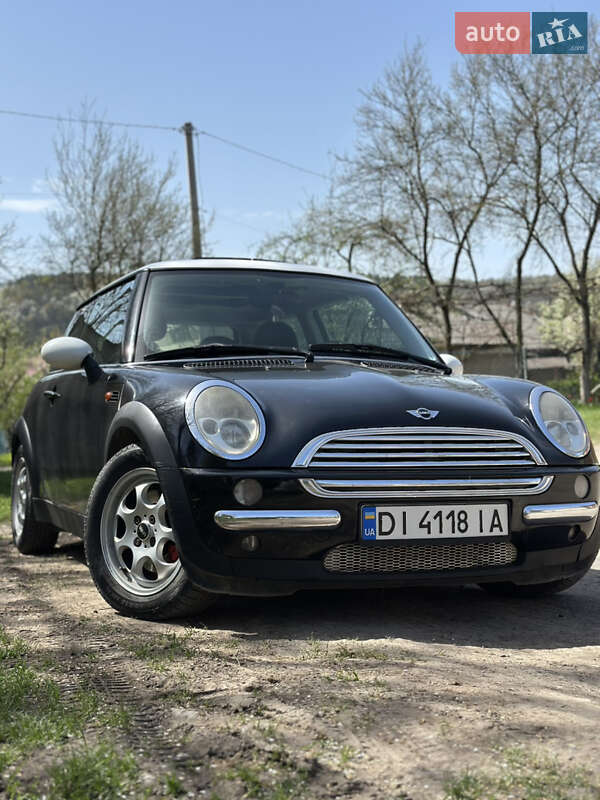 Хэтчбек MINI Hatch 2001 в 