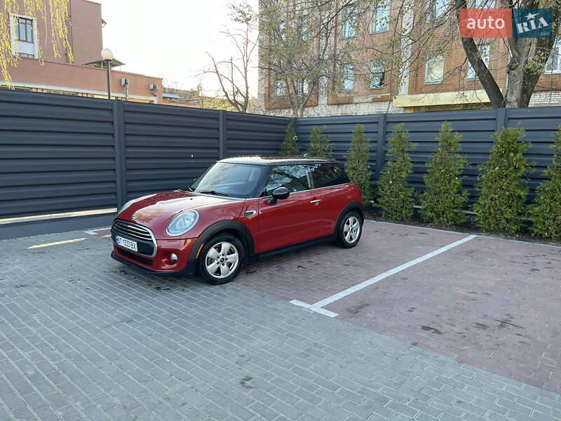 Хэтчбек MINI Hatch 2015 в Черкассах фото 4 Хэтчбек MINI Hatch 2015 в Черкассах