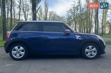Хэтчбек MINI Hatch 2016 в 
