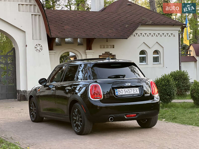 Хетчбек MINI Hatch 2017 в Києві