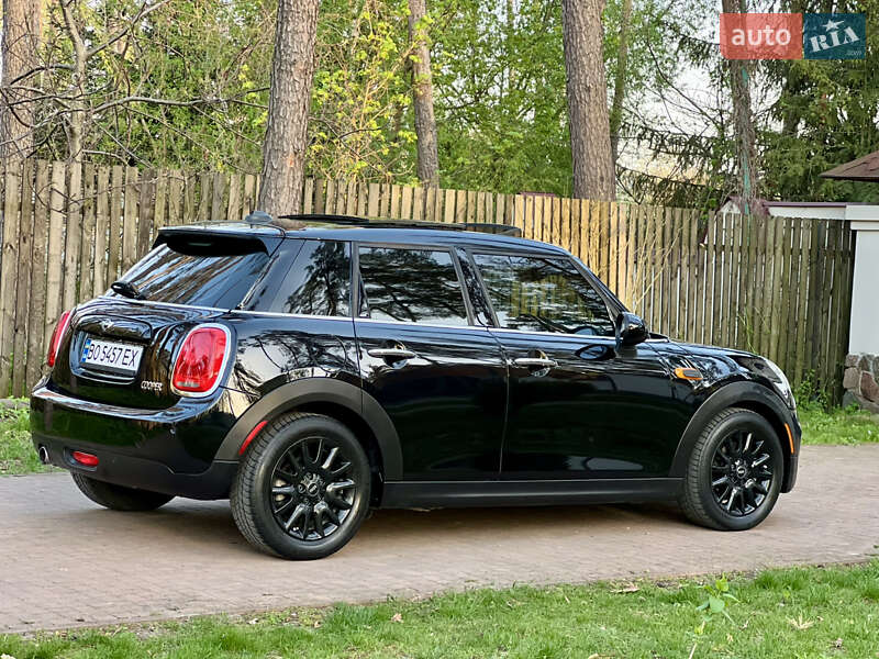 Хетчбек MINI Hatch 2017 в Києві