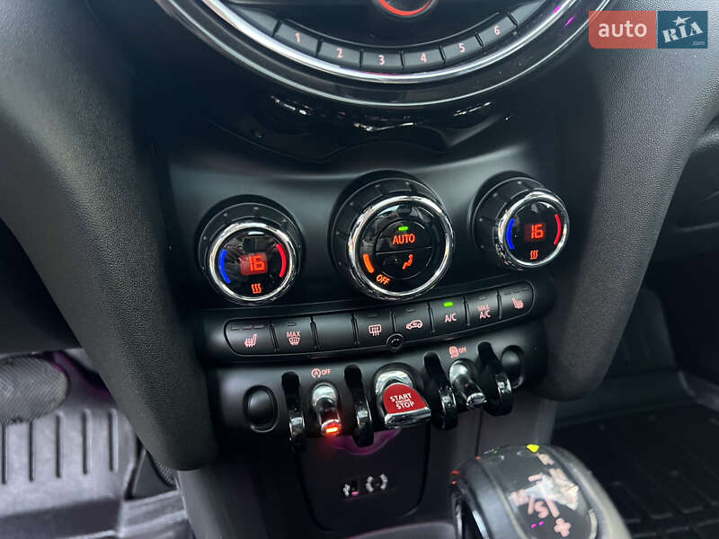 Хетчбек MINI Hatch 2017 в Києві