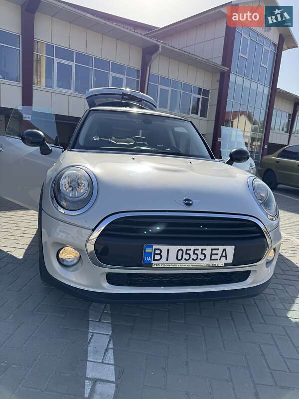 Хетчбек MINI Hatch 2016 в Кременчуці