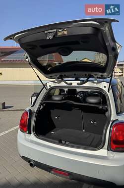 Хетчбек MINI Hatch 2016 в 