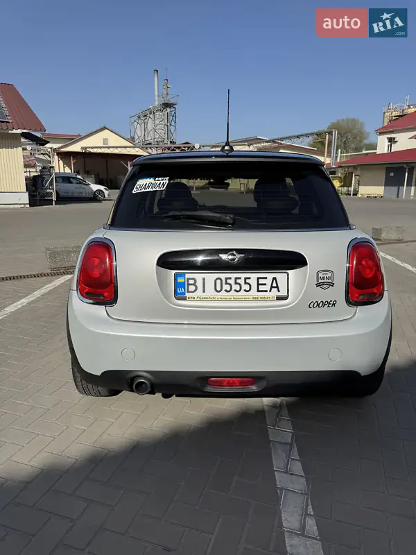 Хэтчбек MINI Hatch 2016 в 