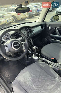 Хетчбек MINI Hatch 2003 в 