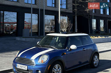 Хэтчбек MINI Hatch 2012 в Киеве