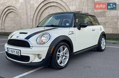 Хетчбек MINI Hatch 2012 в 