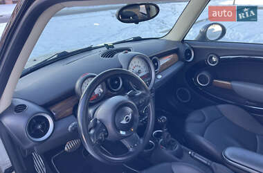 Хетчбек MINI Hatch 2012 в 