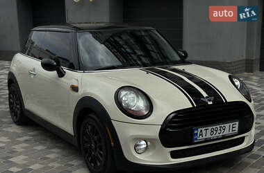 Хетчбек MINI Hatch 2014 в 