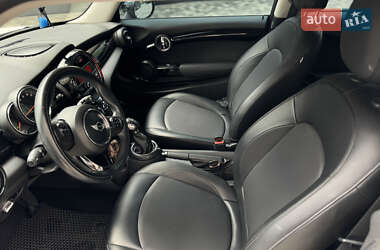 Хетчбек MINI Hatch 2014 в 
